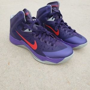 Nike basketball or casual sneakers